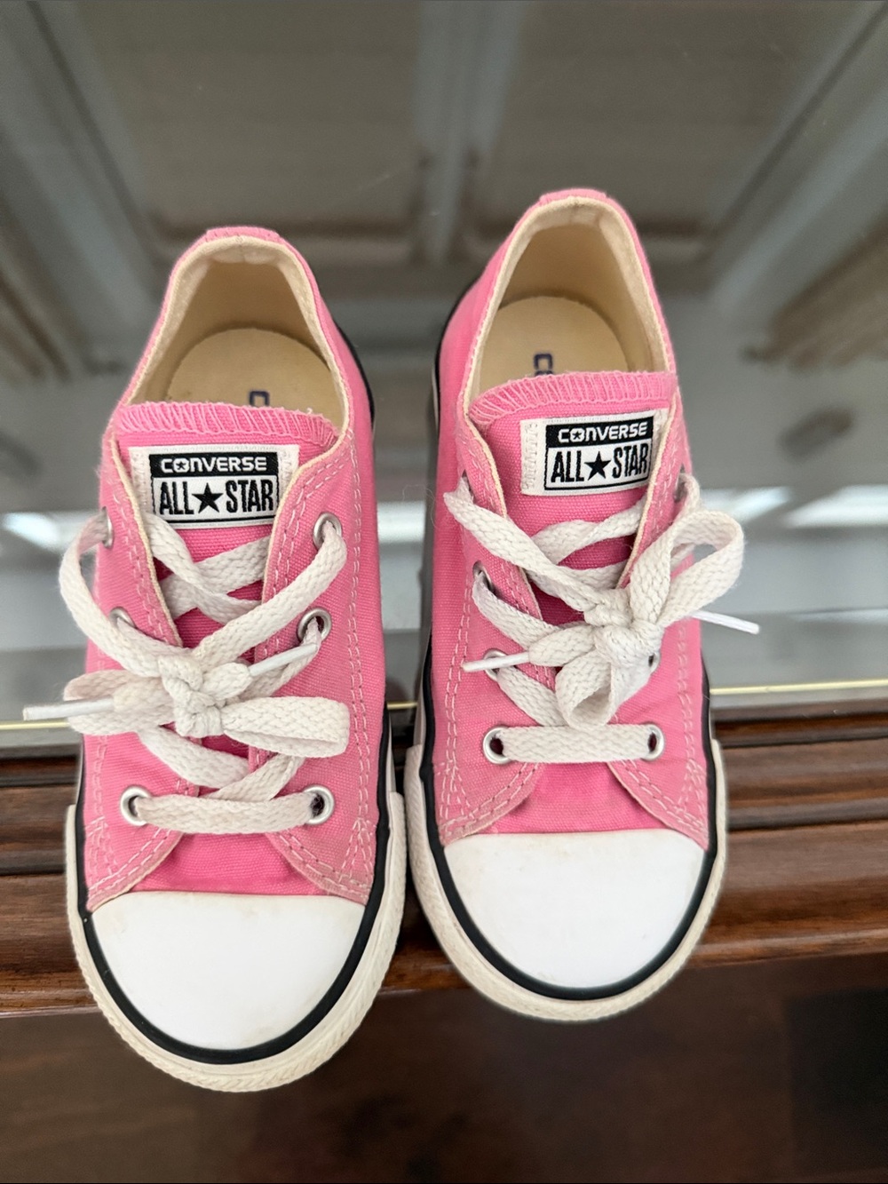 Chuck Taylor Converse Kids Pink Low Top All Star Sneakers